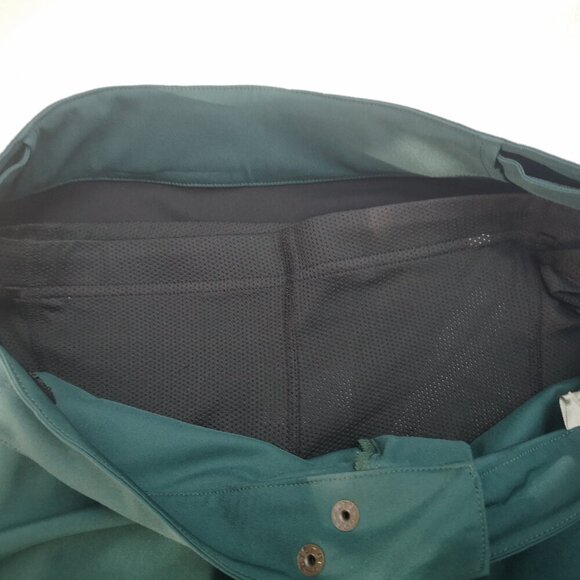 NWT Pearl Izumi Ladies Size 6 Green w/ Black Water Resistant Canyon Shorts - Picture 3 of 15